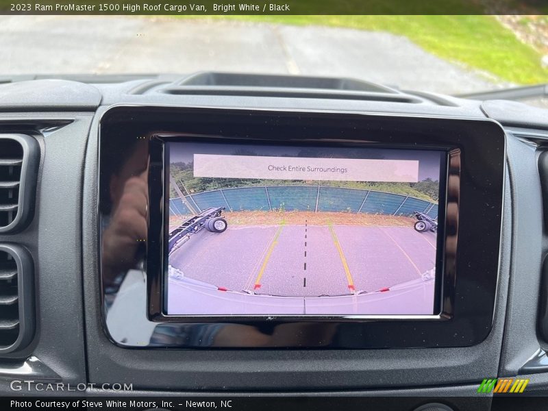Bright White / Black 2023 Ram ProMaster 1500 High Roof Cargo Van