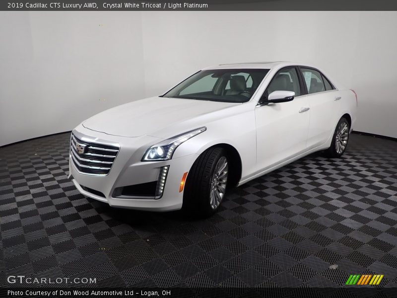 Crystal White Tricoat / Light Platinum 2019 Cadillac CTS Luxury AWD