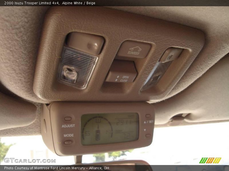 Alpine White / Beige 2000 Isuzu Trooper Limited 4x4
