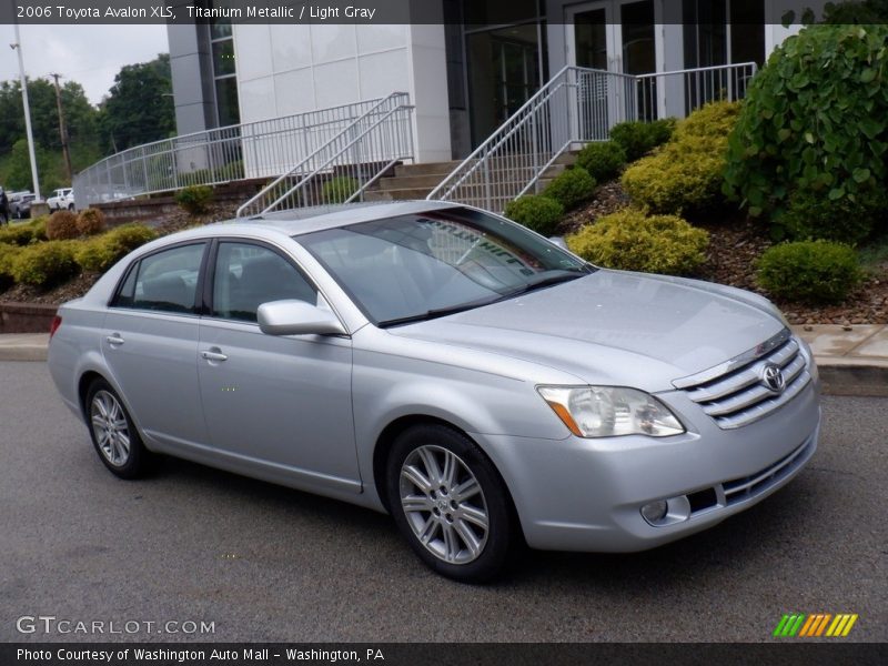 Titanium Metallic / Light Gray 2006 Toyota Avalon XLS