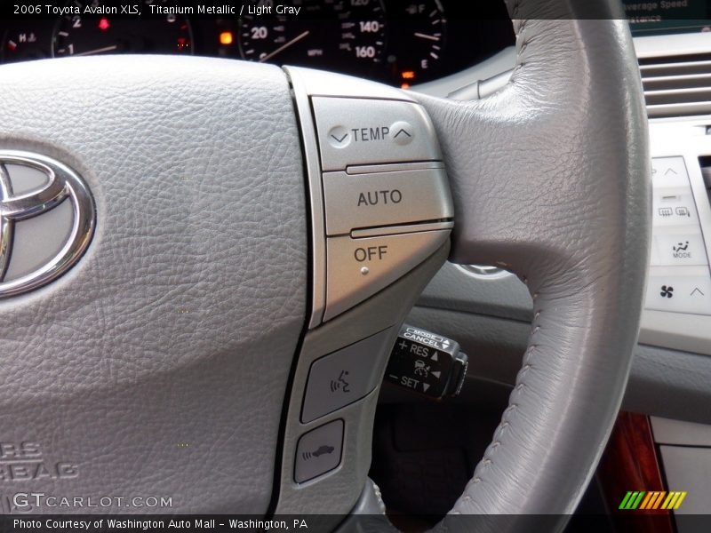 Titanium Metallic / Light Gray 2006 Toyota Avalon XLS
