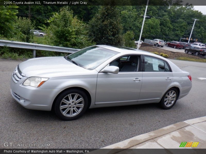 Titanium Metallic / Light Gray 2006 Toyota Avalon XLS