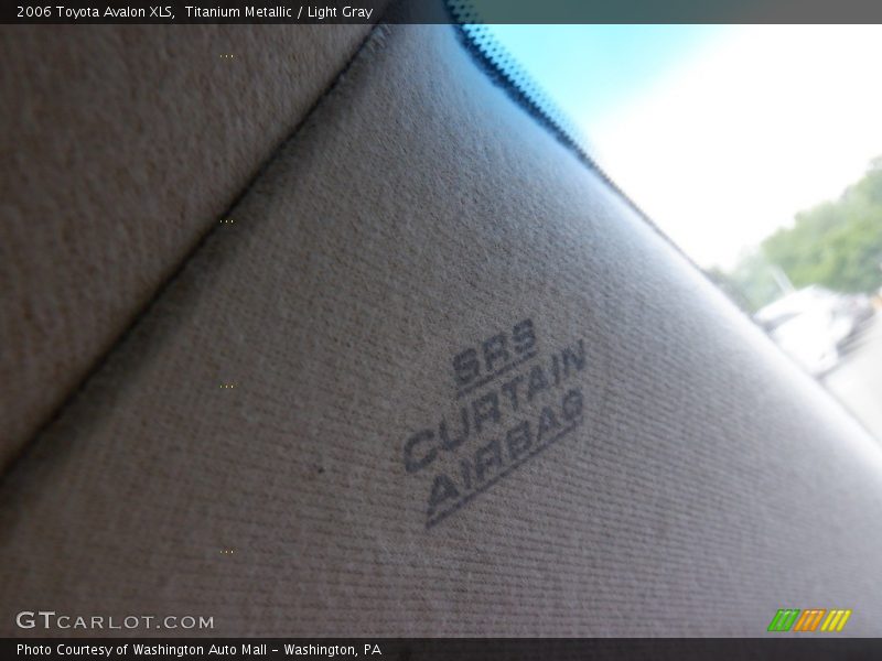 Titanium Metallic / Light Gray 2006 Toyota Avalon XLS