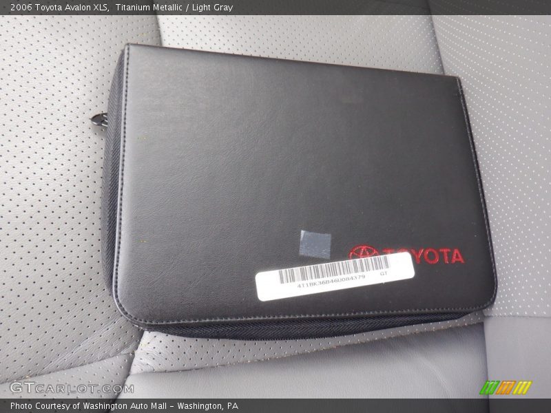 Titanium Metallic / Light Gray 2006 Toyota Avalon XLS