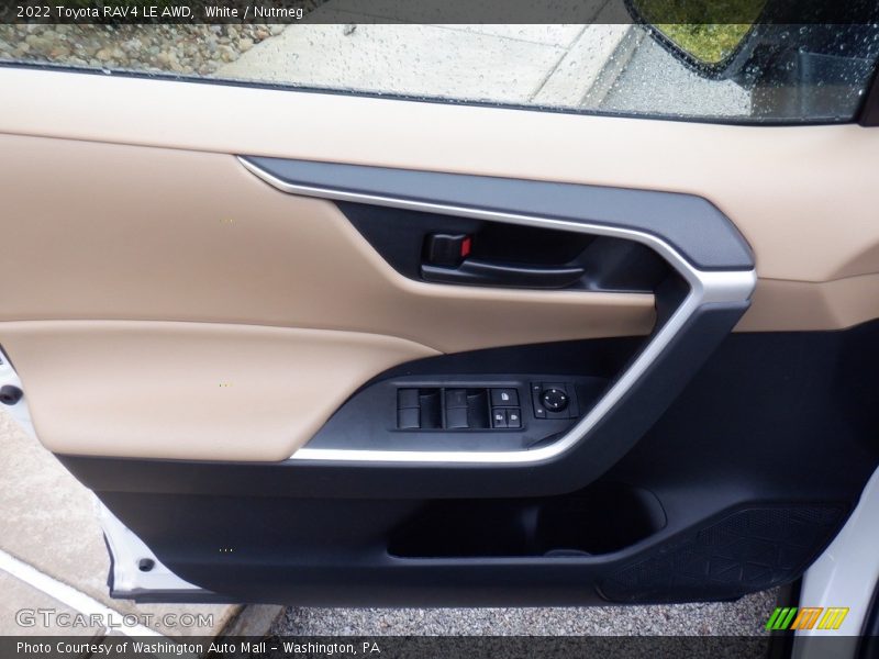 White / Nutmeg 2022 Toyota RAV4 LE AWD