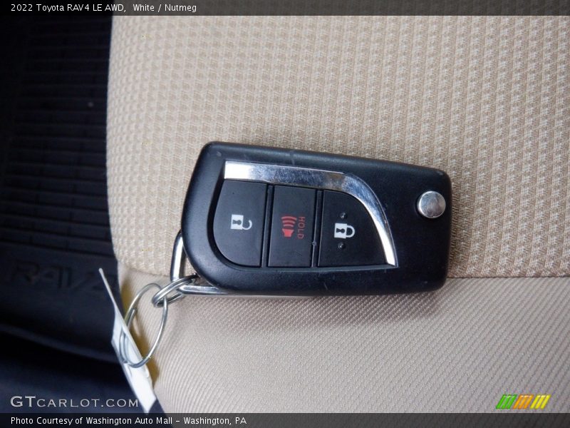 White / Nutmeg 2022 Toyota RAV4 LE AWD
