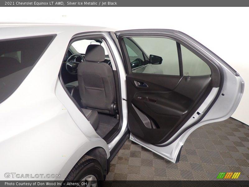 Silver Ice Metallic / Jet Black 2021 Chevrolet Equinox LT AWD