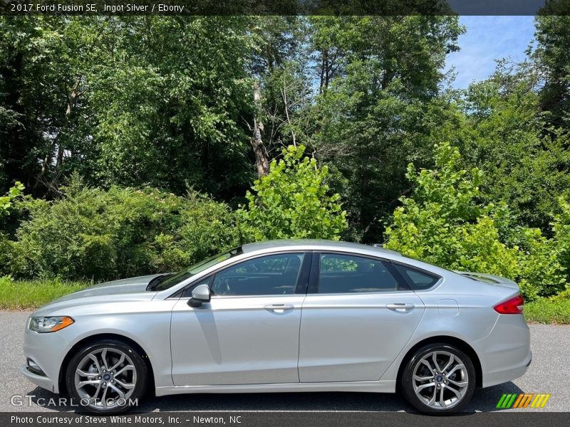 Ingot Silver / Ebony 2017 Ford Fusion SE