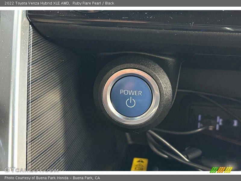 Ruby Flare Pearl / Black 2022 Toyota Venza Hybrid XLE AWD