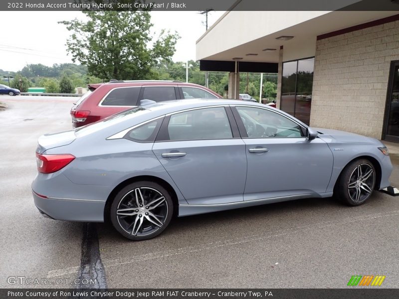 Sonic Gray Pearl / Black 2022 Honda Accord Touring Hybrid