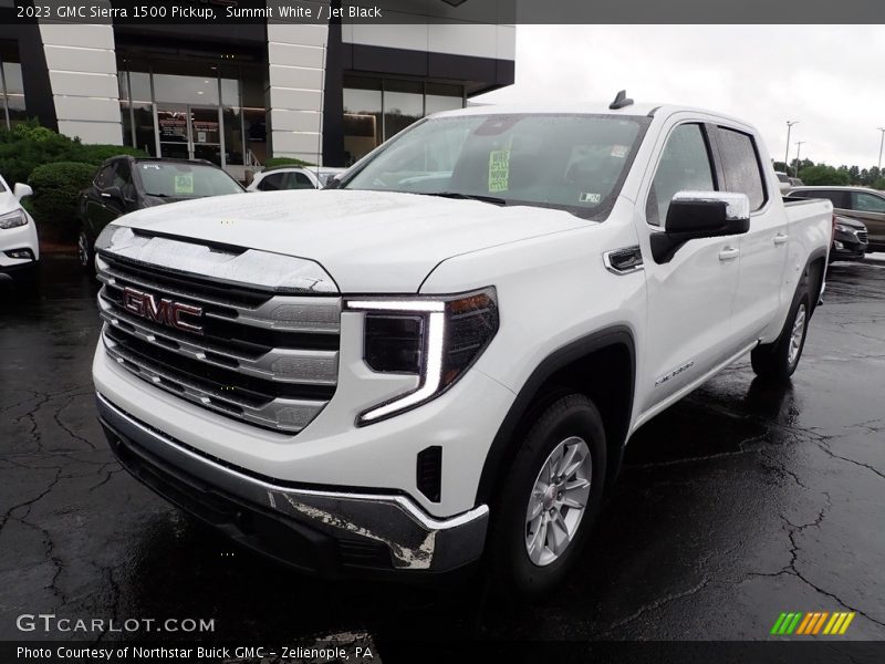 Summit White / Jet Black 2023 GMC Sierra 1500 Pickup