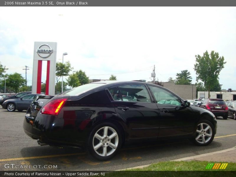 Onyx Black / Black 2006 Nissan Maxima 3.5 SE