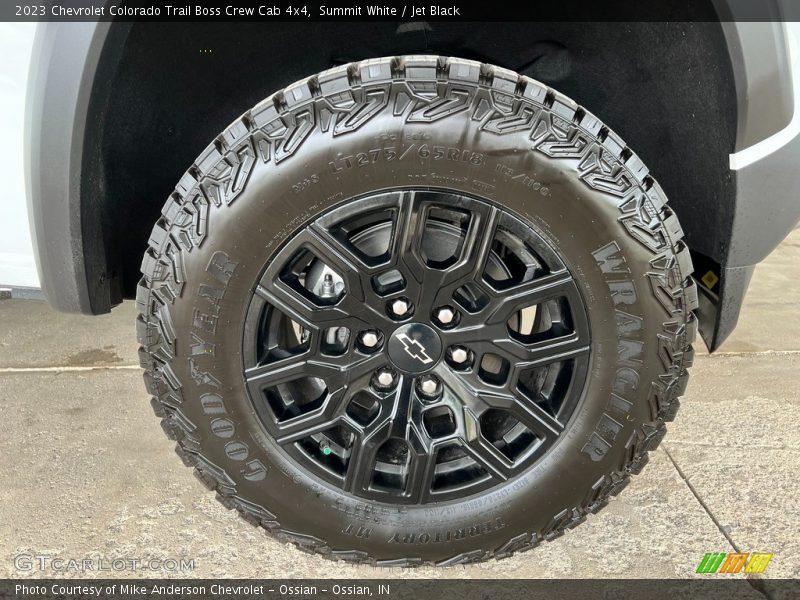  2023 Colorado Trail Boss Crew Cab 4x4 Wheel