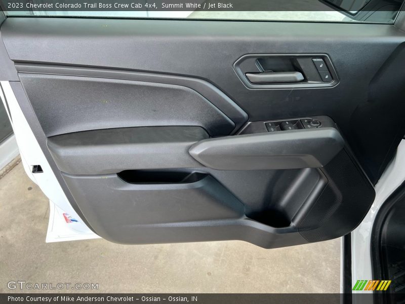 Summit White / Jet Black 2023 Chevrolet Colorado Trail Boss Crew Cab 4x4