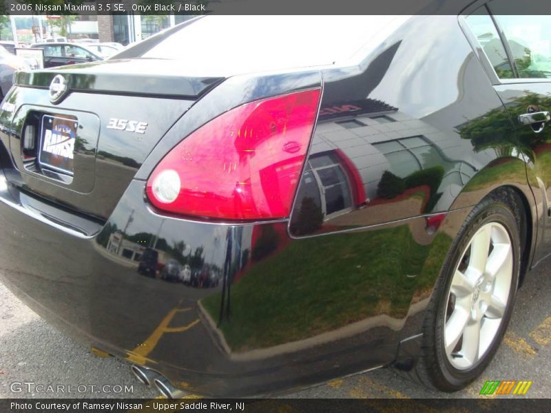 Onyx Black / Black 2006 Nissan Maxima 3.5 SE