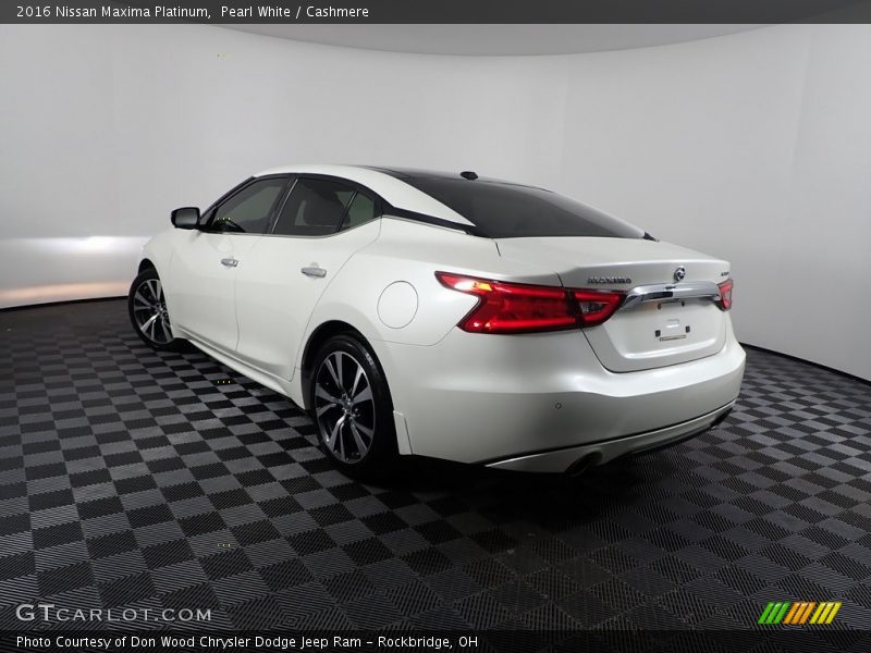 Pearl White / Cashmere 2016 Nissan Maxima Platinum