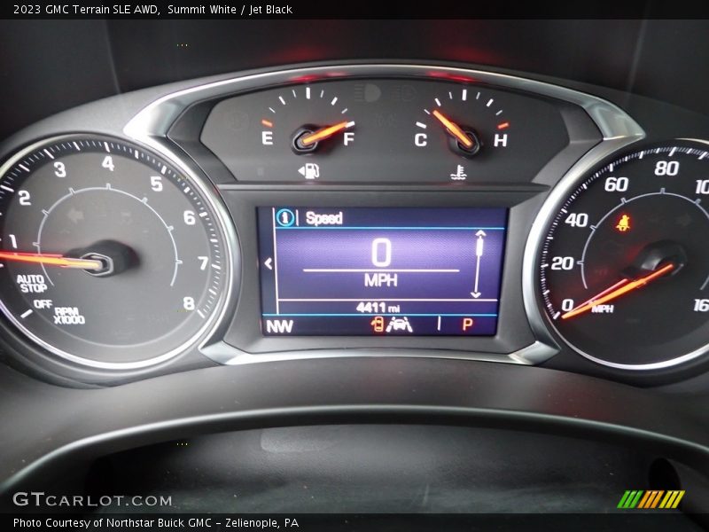 Summit White / Jet Black 2023 GMC Terrain SLE AWD