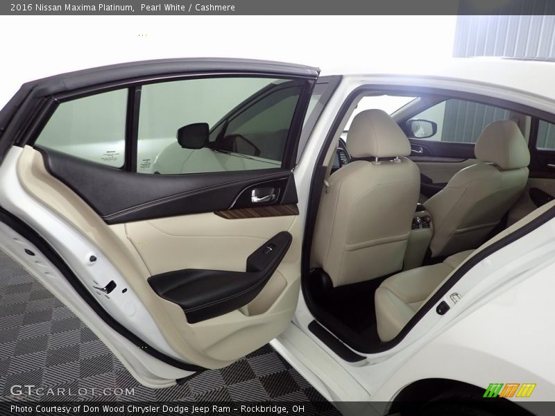 Pearl White / Cashmere 2016 Nissan Maxima Platinum