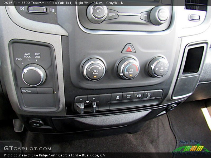 Bright White / Diesel Gray/Black 2016 Ram 3500 Tradesman Crew Cab 4x4