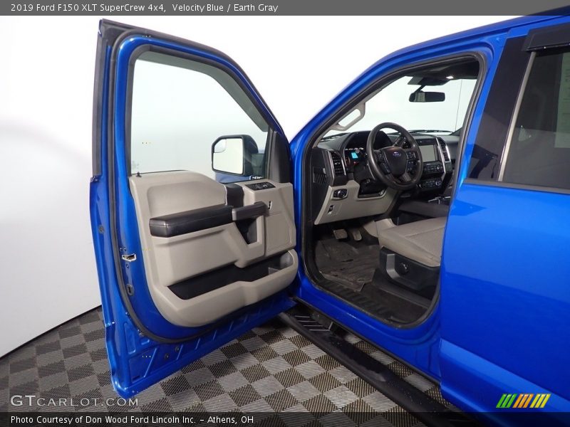 Velocity Blue / Earth Gray 2019 Ford F150 XLT SuperCrew 4x4
