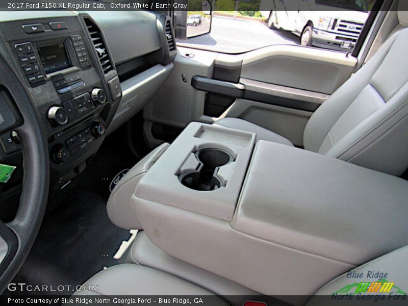 Oxford White / Earth Gray 2017 Ford F150 XL Regular Cab