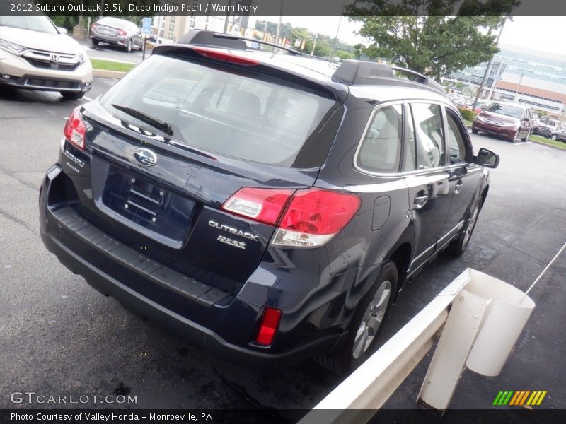 Deep Indigo Pearl / Warm Ivory 2012 Subaru Outback 2.5i
