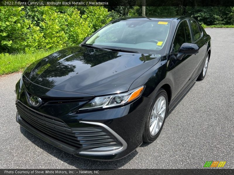 Midnight Black Metallic / Macadamia 2022 Toyota Camry LE