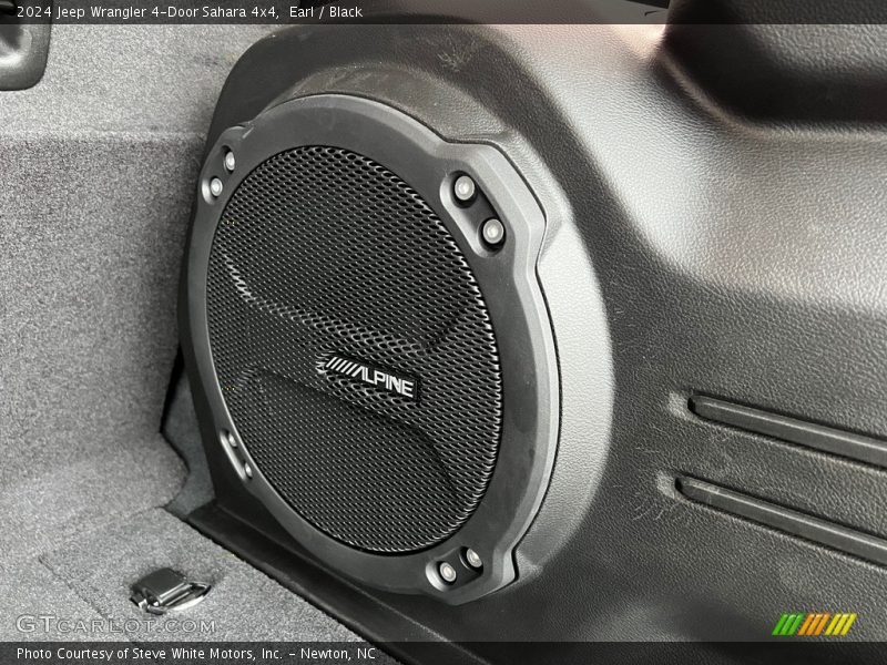 Audio System of 2024 Wrangler 4-Door Sahara 4x4
