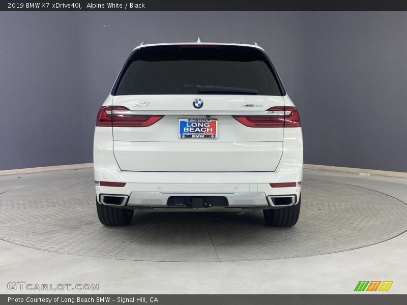 Alpine White / Black 2019 BMW X7 xDrive40i