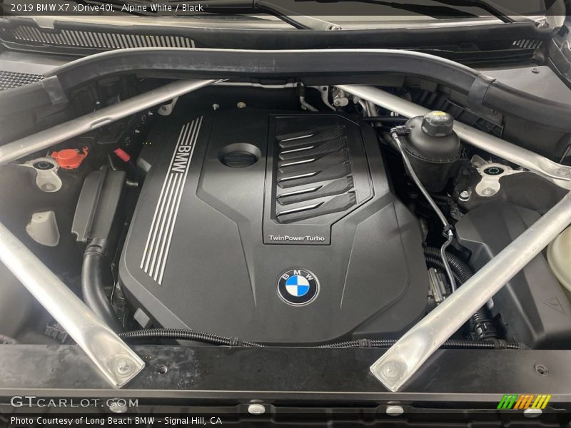 Alpine White / Black 2019 BMW X7 xDrive40i