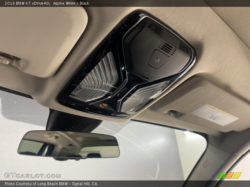 Alpine White / Black 2019 BMW X7 xDrive40i