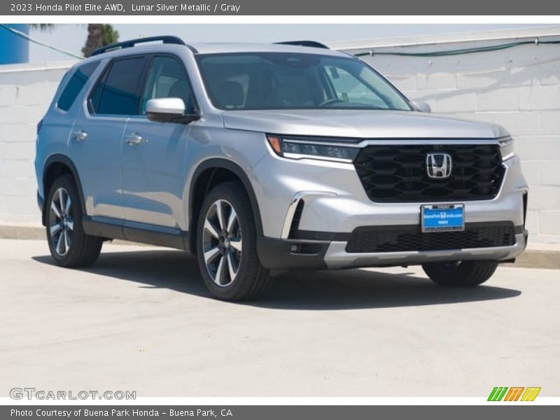 Front 3/4 View of 2023 Pilot Elite AWD