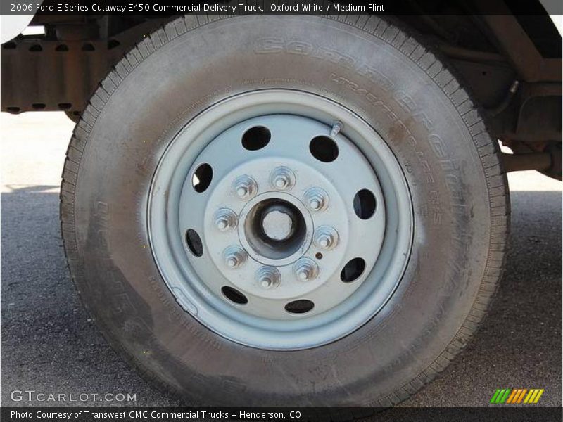 Oxford White / Medium Flint 2006 Ford E Series Cutaway E450 Commercial Delivery Truck