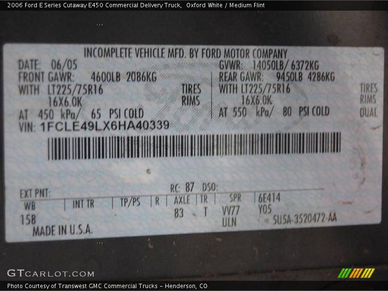 Oxford White / Medium Flint 2006 Ford E Series Cutaway E450 Commercial Delivery Truck