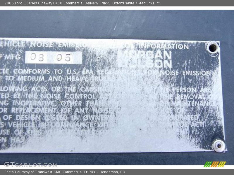 Oxford White / Medium Flint 2006 Ford E Series Cutaway E450 Commercial Delivery Truck