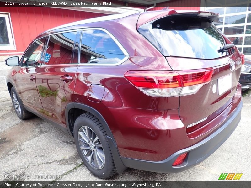 Salsa Red Pearl / Black 2019 Toyota Highlander XLE AWD