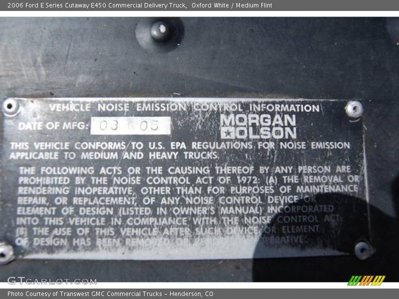 Oxford White / Medium Flint 2006 Ford E Series Cutaway E450 Commercial Delivery Truck