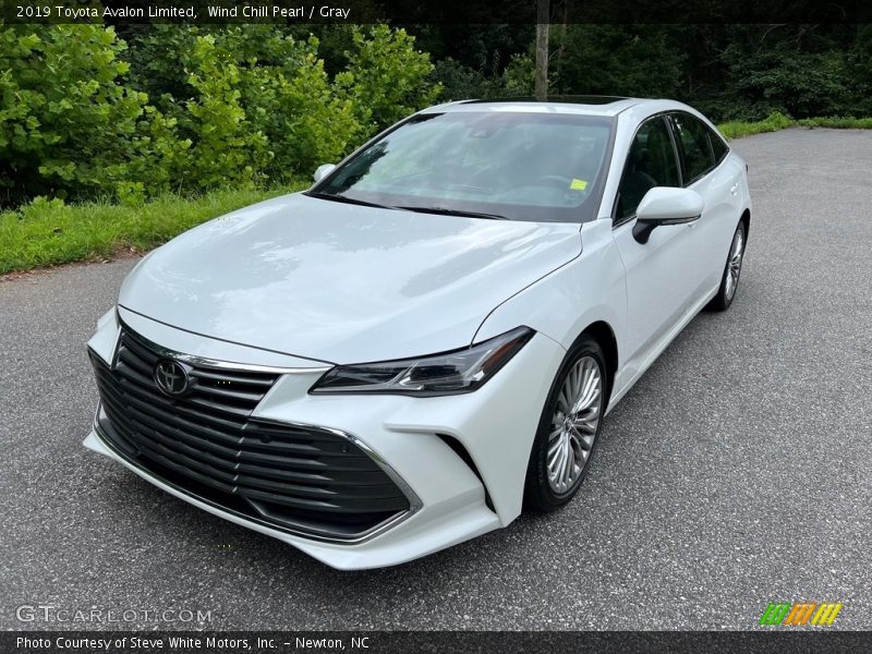 Wind Chill Pearl / Gray 2019 Toyota Avalon Limited