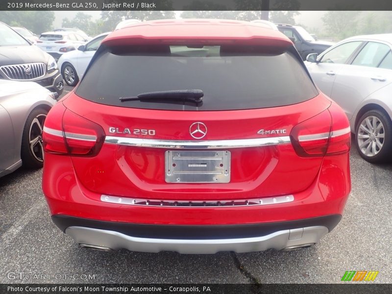 Jupiter Red / Black 2019 Mercedes-Benz GLA 250