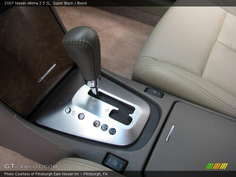 Super Black / Blond 2007 Nissan Altima 2.5 SL