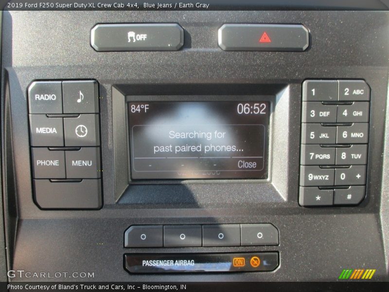 Blue Jeans / Earth Gray 2019 Ford F250 Super Duty XL Crew Cab 4x4