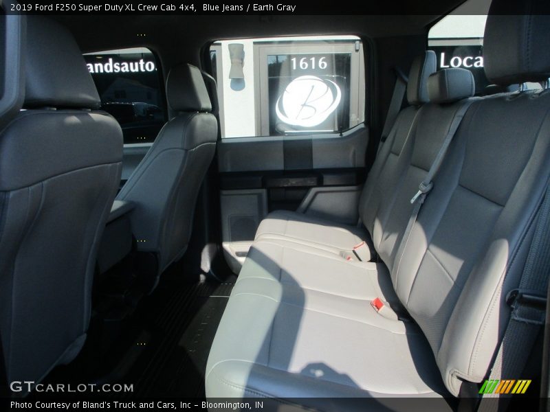 Blue Jeans / Earth Gray 2019 Ford F250 Super Duty XL Crew Cab 4x4