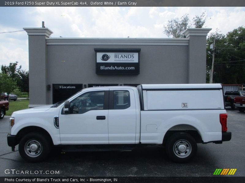 Oxford White / Earth Gray 2019 Ford F250 Super Duty XL SuperCab 4x4