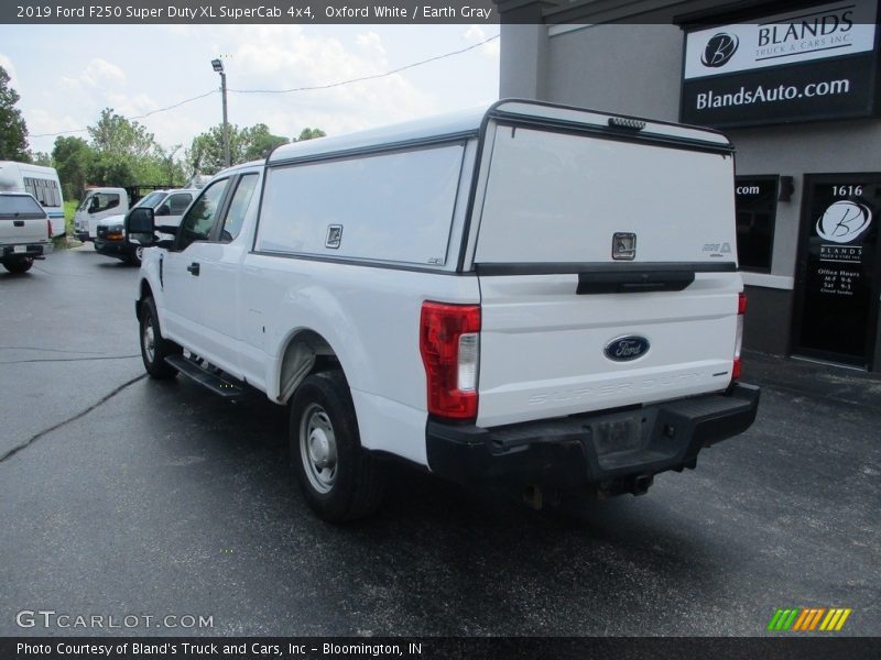 Oxford White / Earth Gray 2019 Ford F250 Super Duty XL SuperCab 4x4