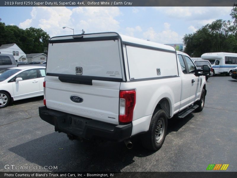 Oxford White / Earth Gray 2019 Ford F250 Super Duty XL SuperCab 4x4