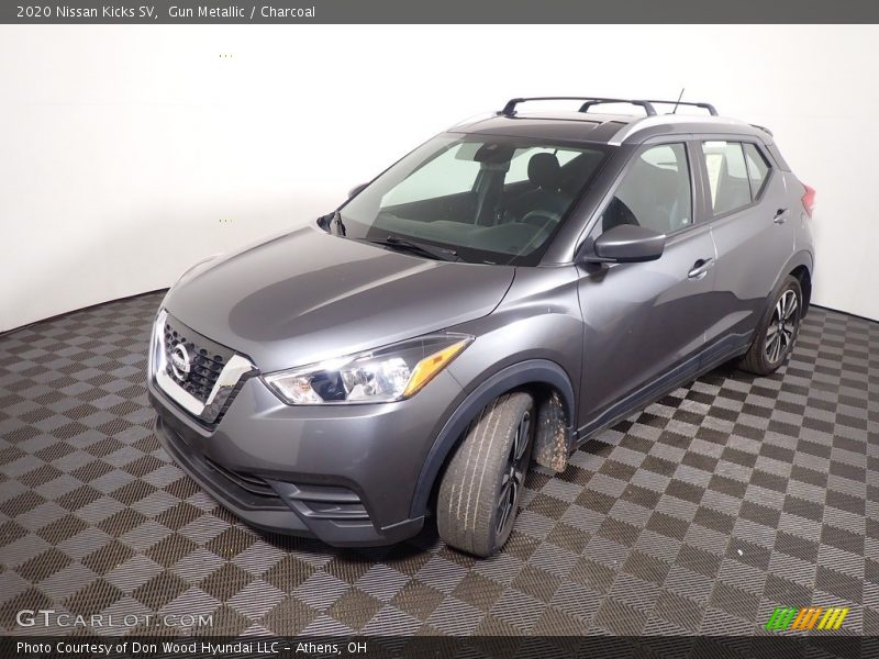 Gun Metallic / Charcoal 2020 Nissan Kicks SV