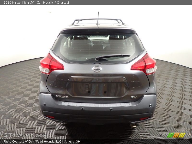 Gun Metallic / Charcoal 2020 Nissan Kicks SV