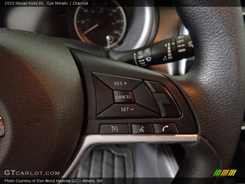 Gun Metallic / Charcoal 2020 Nissan Kicks SV