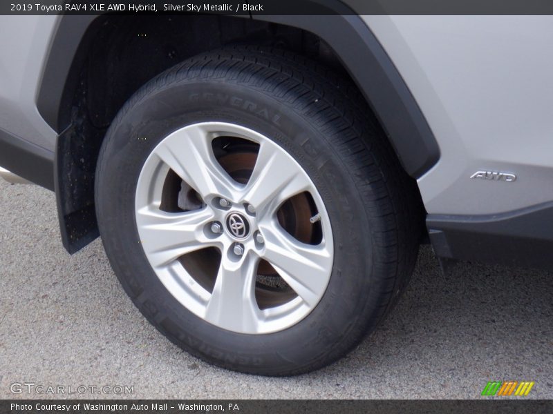  2019 RAV4 XLE AWD Hybrid Wheel