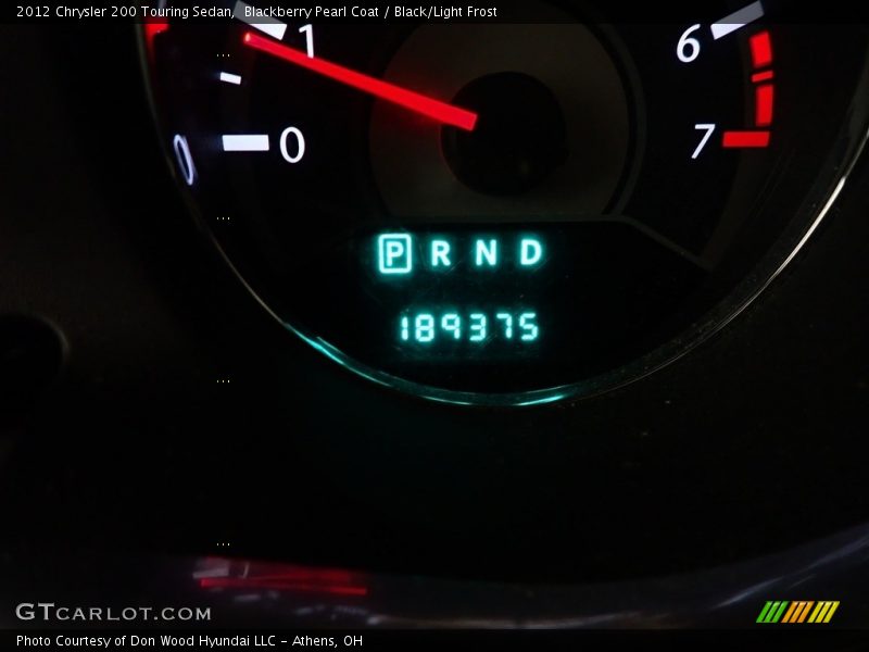Blackberry Pearl Coat / Black/Light Frost 2012 Chrysler 200 Touring Sedan